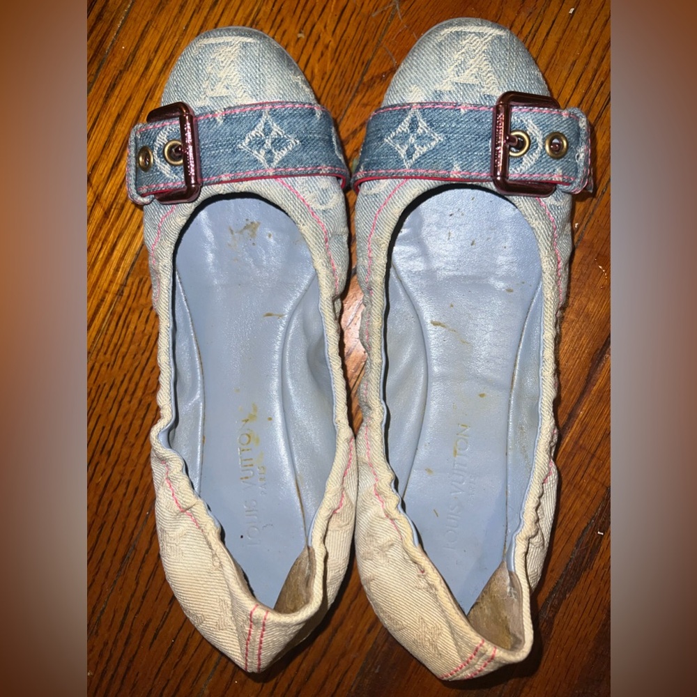 Authentic Louis Vuitton denim flats